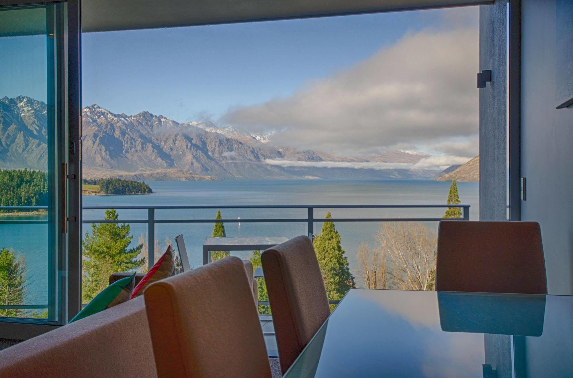 Highview Apartments Queenstown Exteriör bild